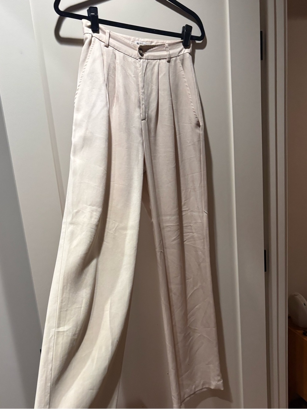 Reformation Mason Pant, size 2, oyster, like new - Picture 7 of 12
